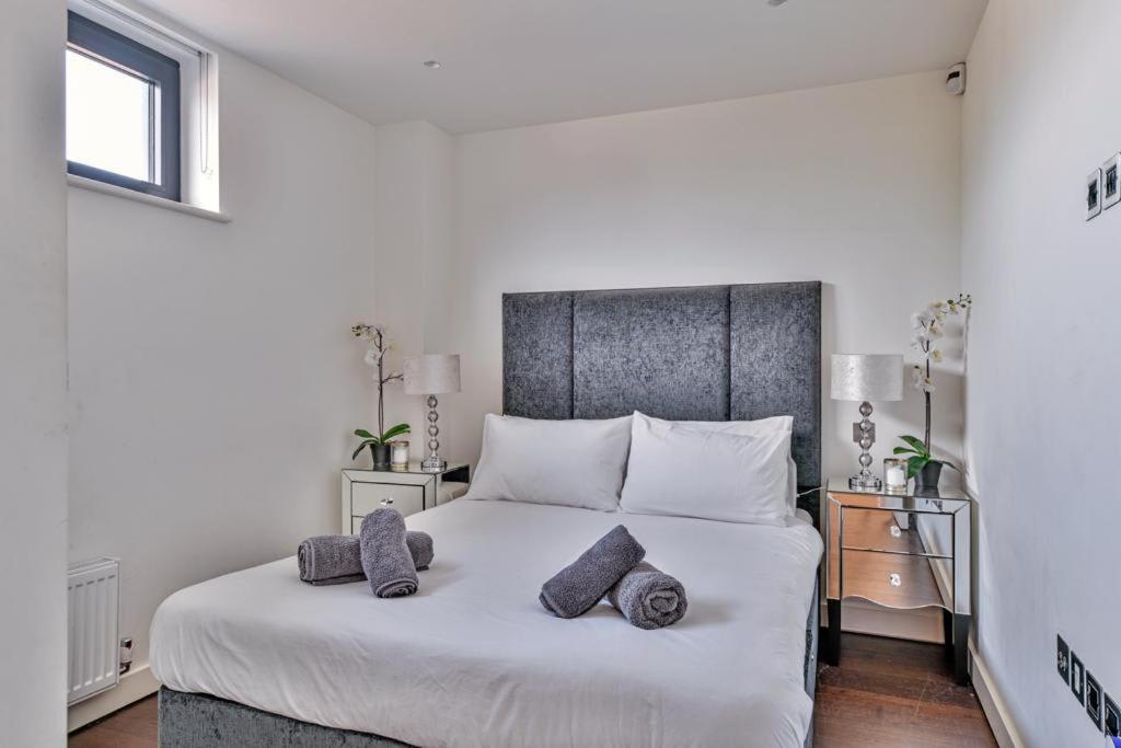 3 Bedroom Penthouse With Balcony Apartamento Londres